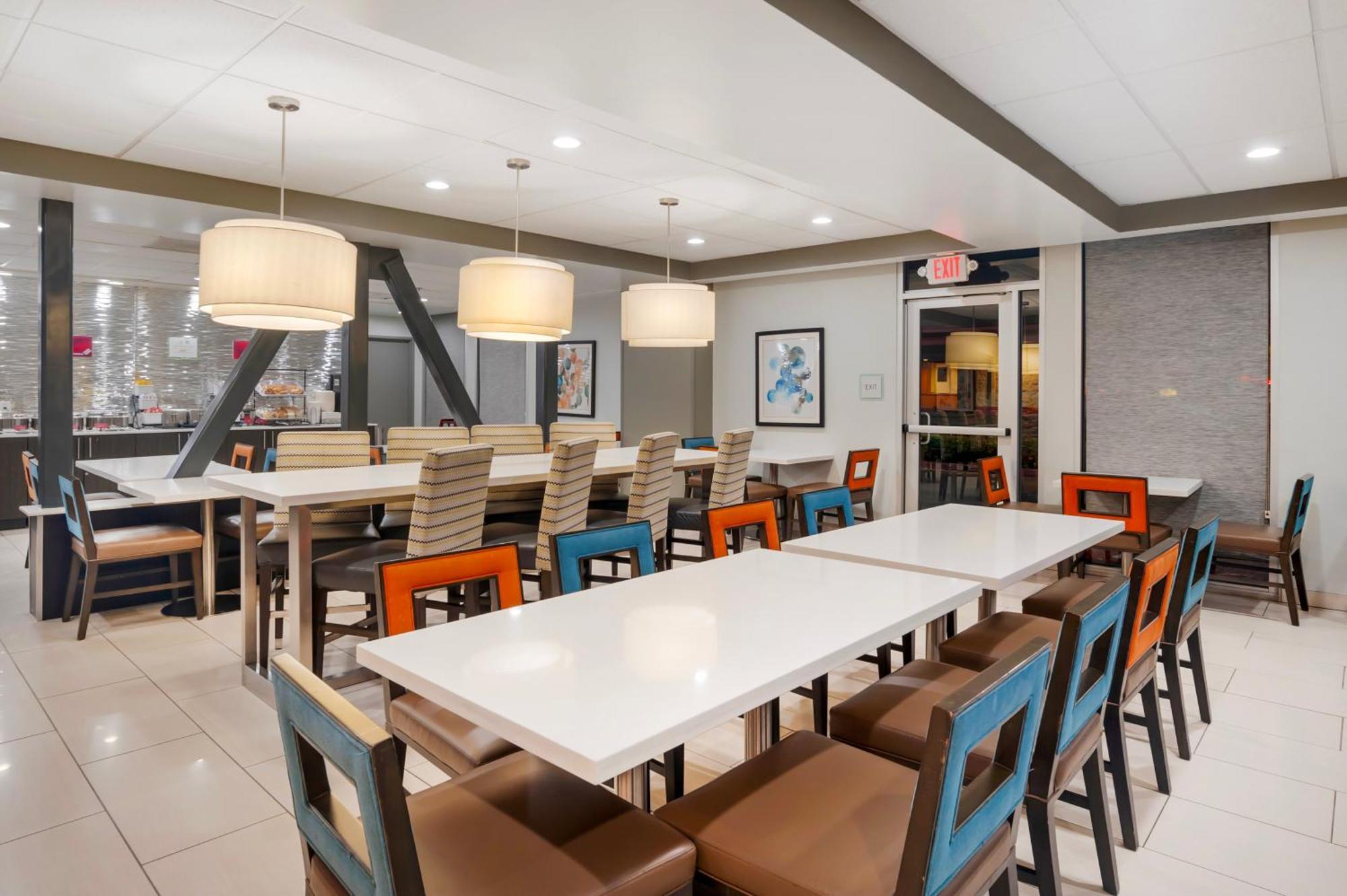 Hotel Western Commerce 3*