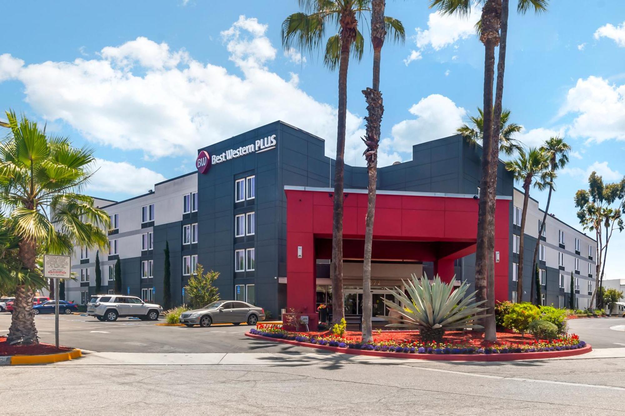 Western Commerce 3*